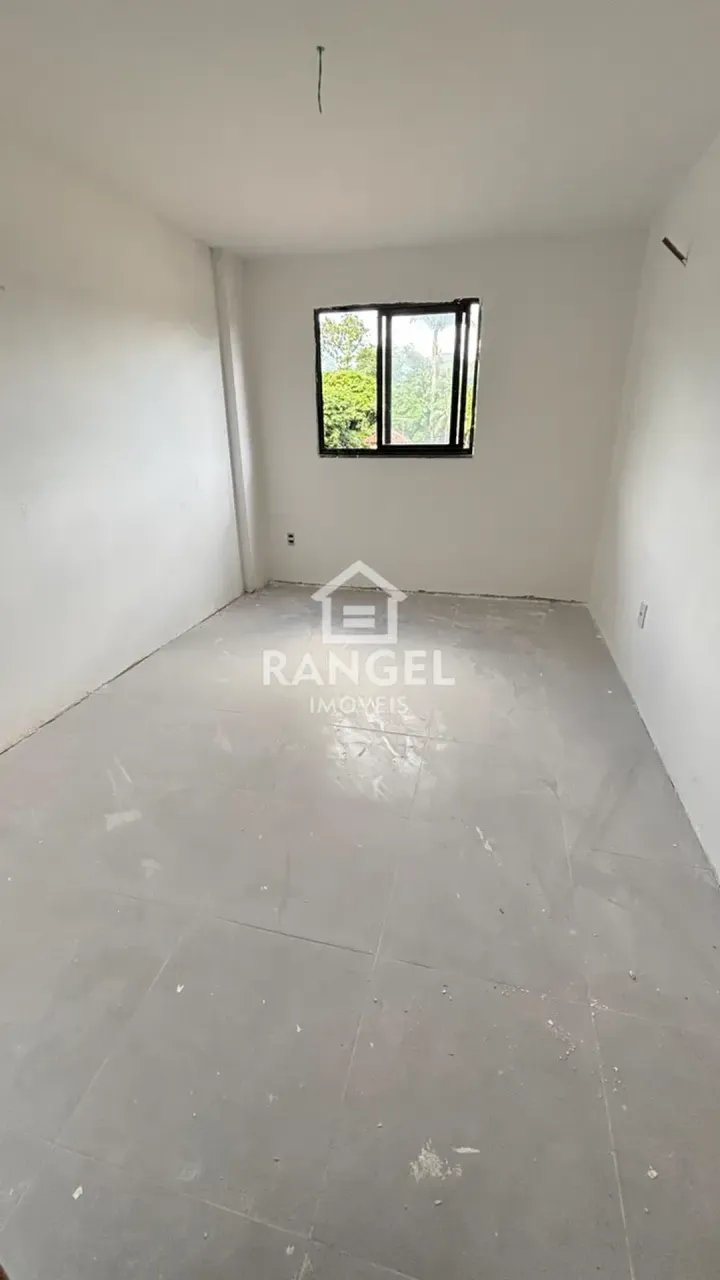 Apartamento sem mobília com 2 quartos e varanda — photo 7