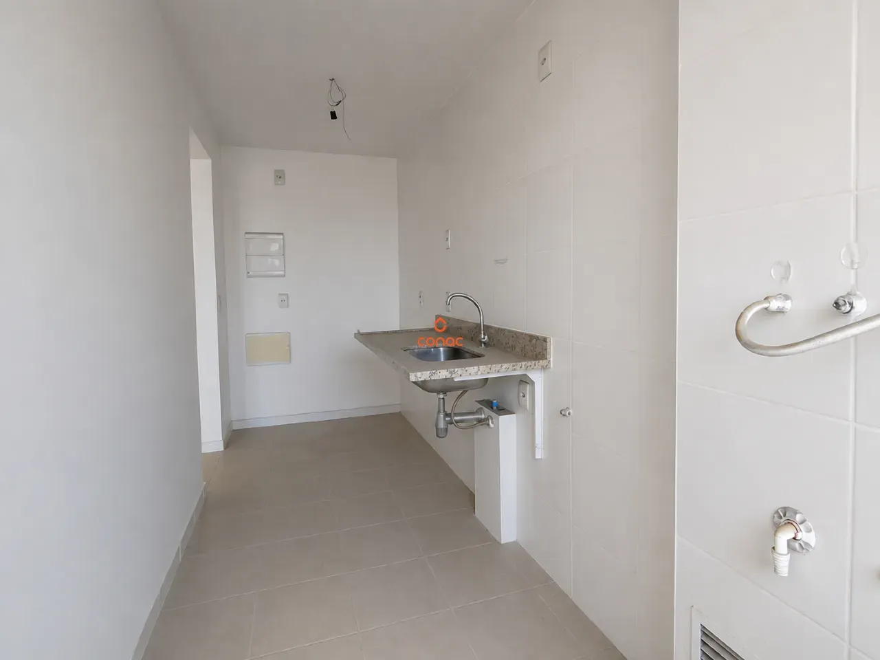 Rental apartment with 2 bedrooms, 2 bathrooms and parking — photo 14