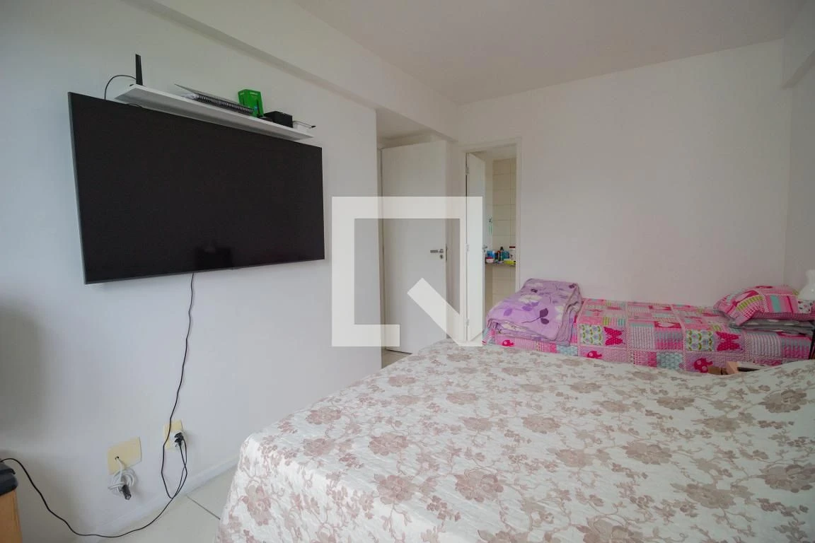 Furnished apartment with 2 bedrooms and a balcony — photo 31