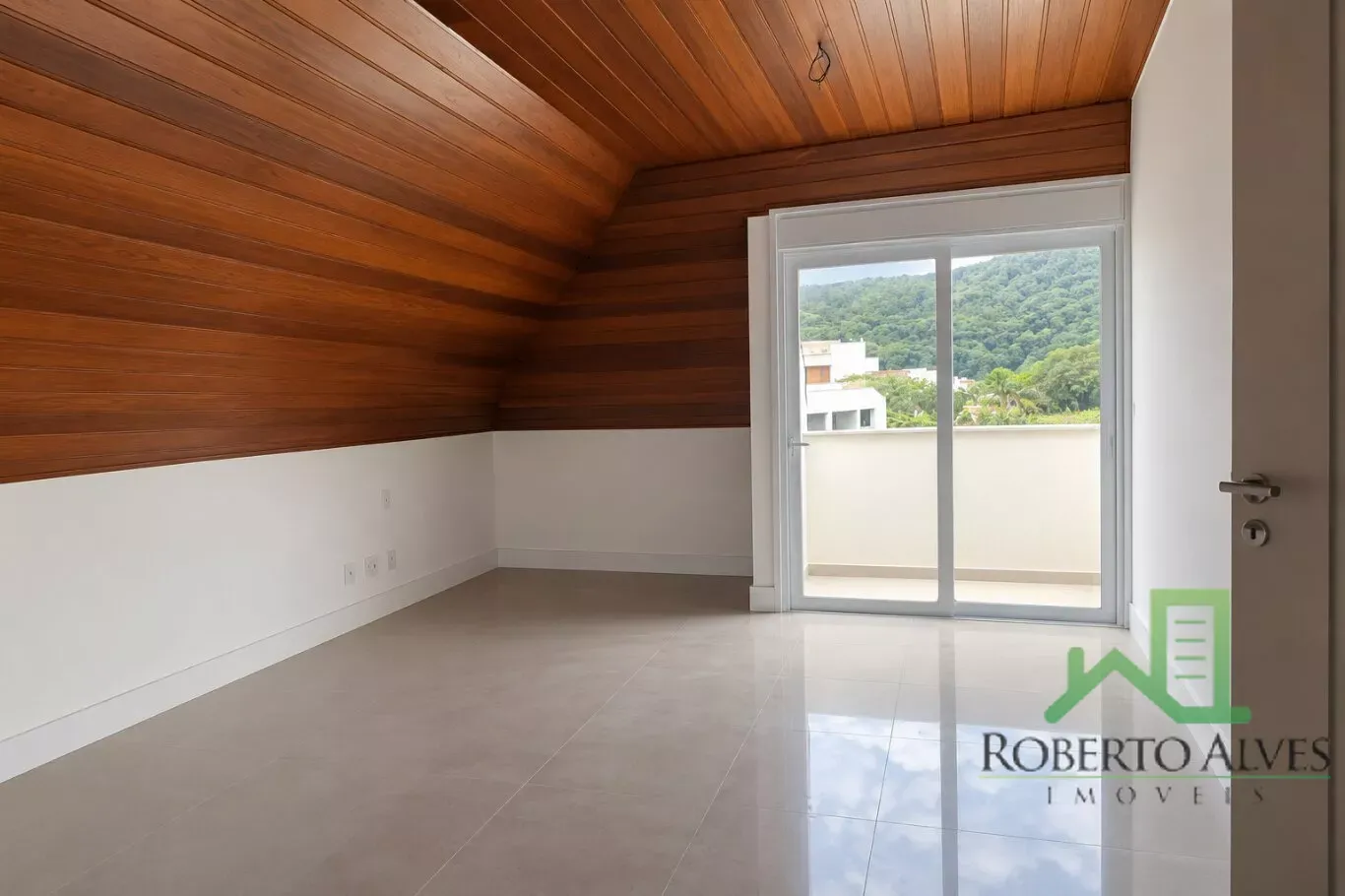 Duplex penthouse, 186 m² with 2 en-suite bedrooms — photo 7