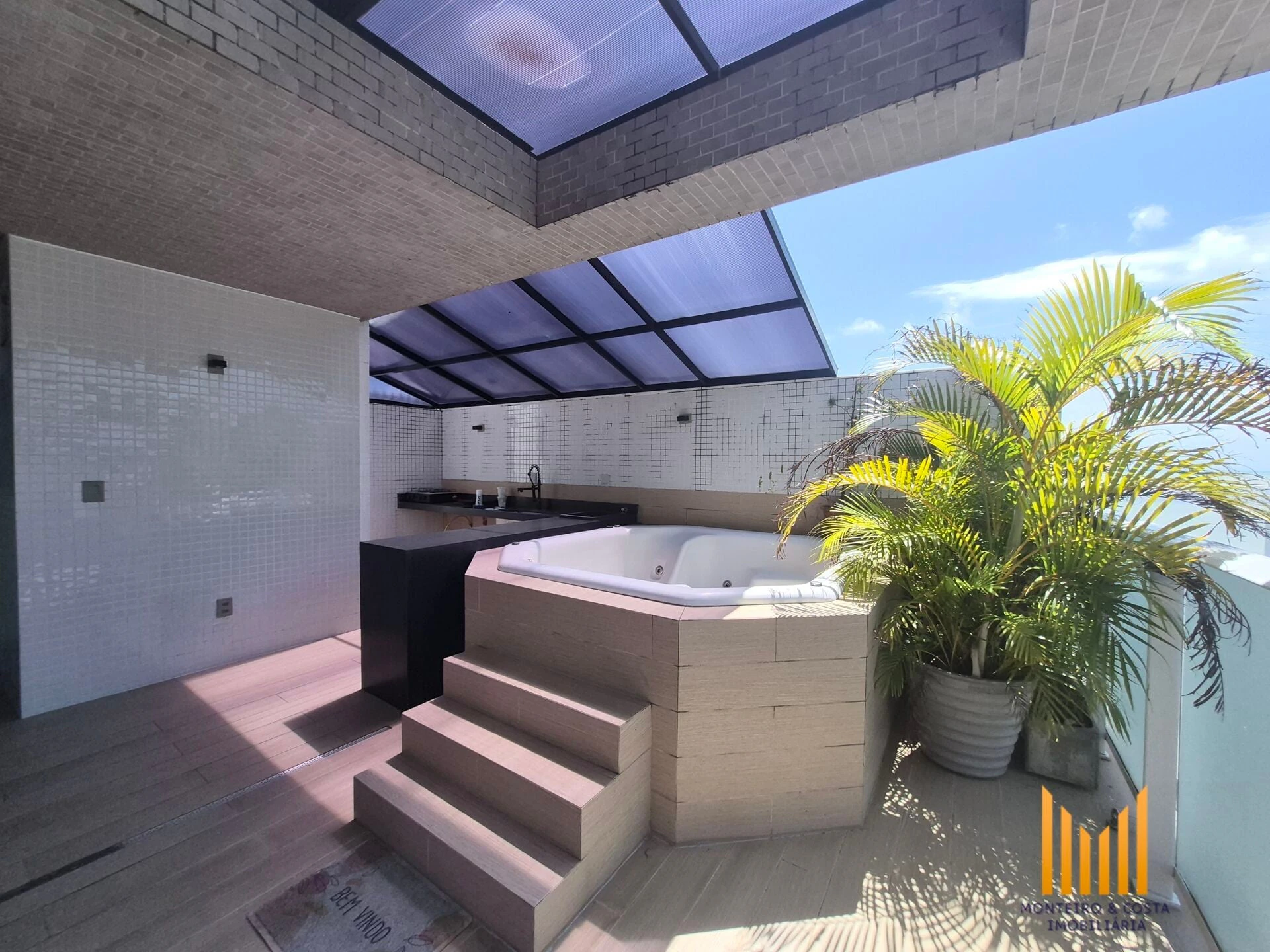 Apartment, 55 m², with a water view — photo 15