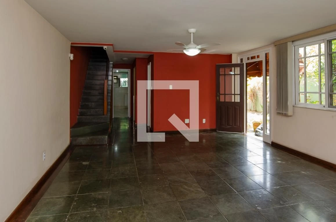 House for rent with 4 bedrooms, 4 baths and 3 parking spots — photo 14