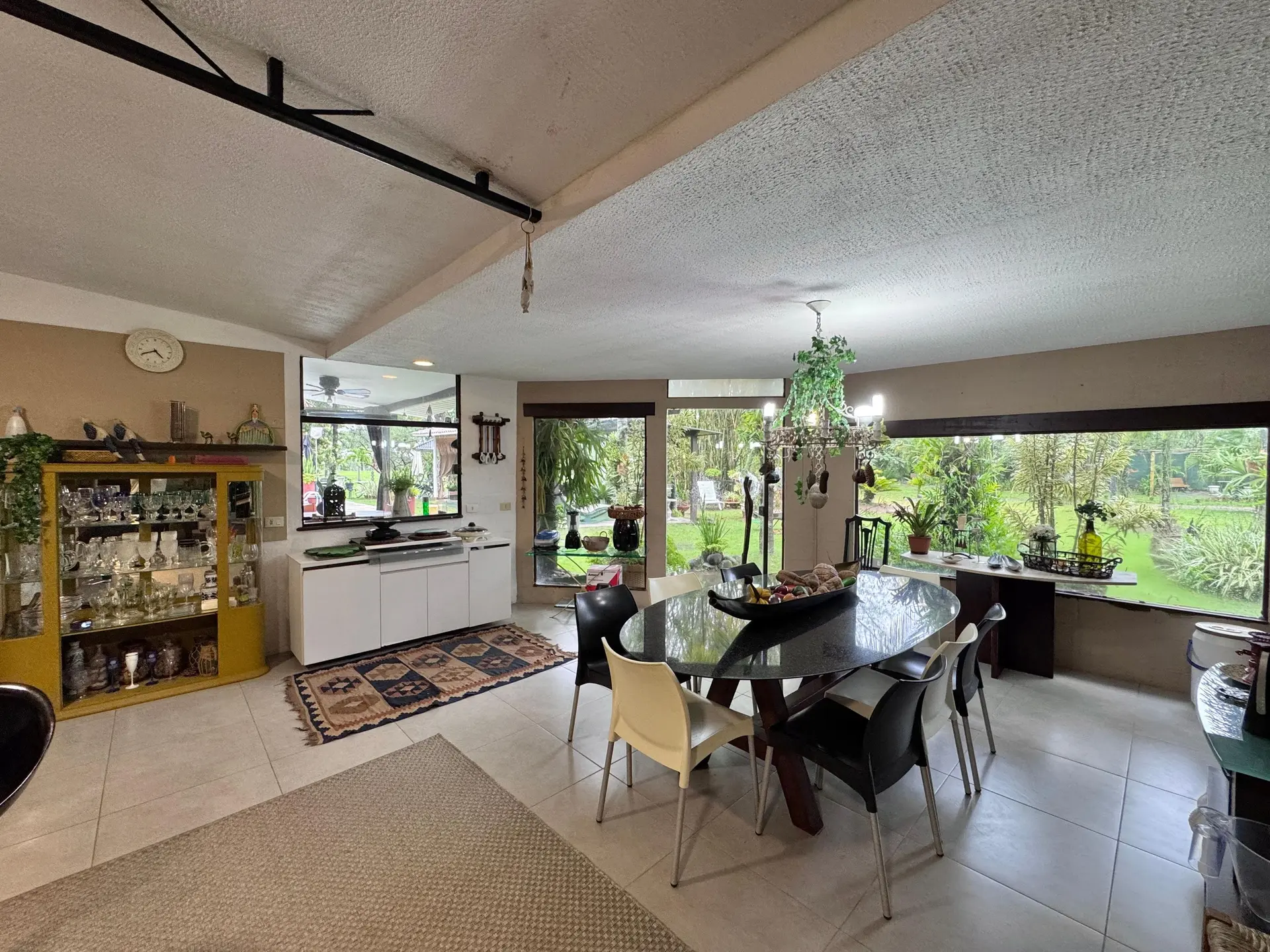 Casa para locação com 3 suítes e jardim privativo — photo 6