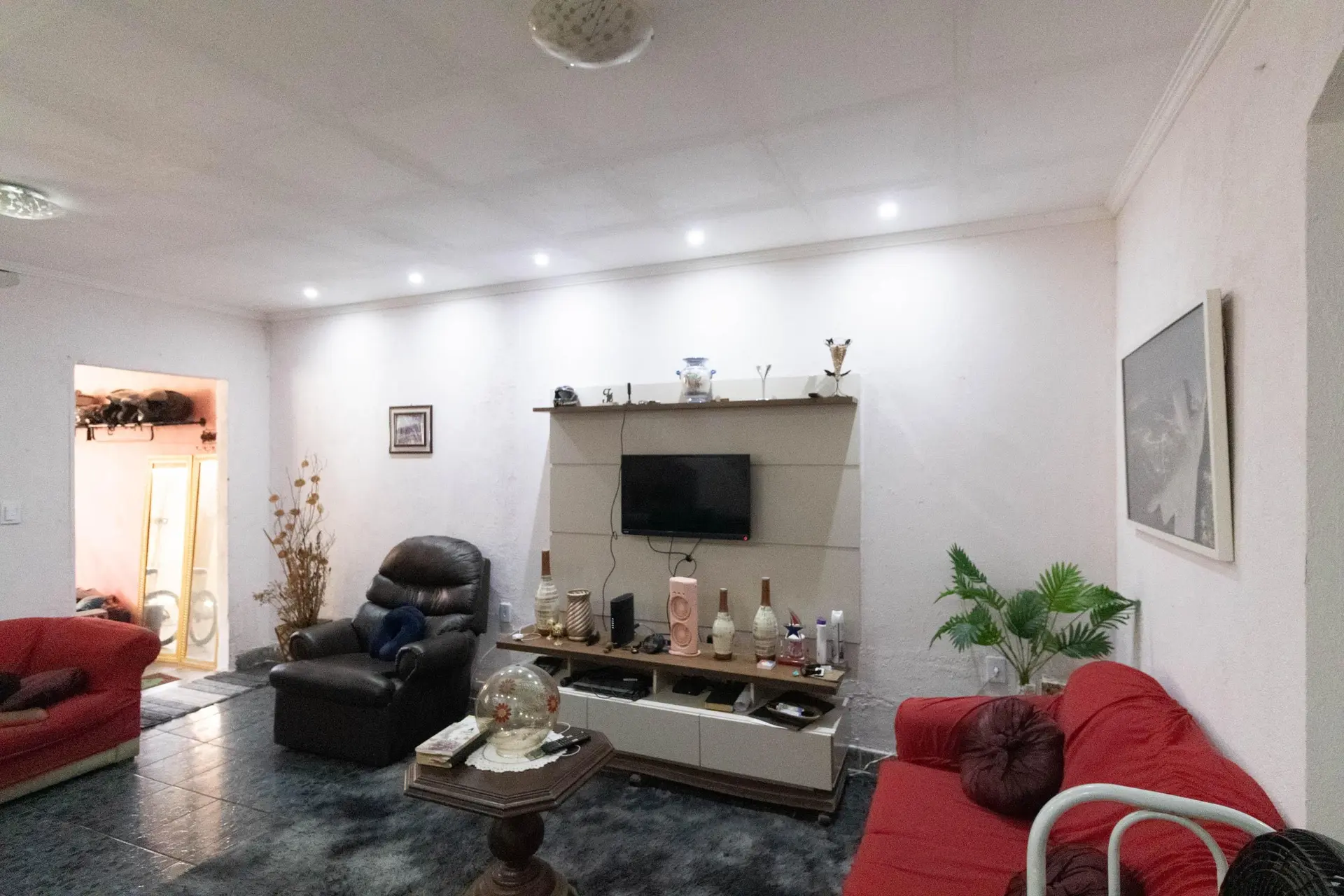 Casa mobiliada com 3 quartos e cozinha com fogão a gás — photo 14