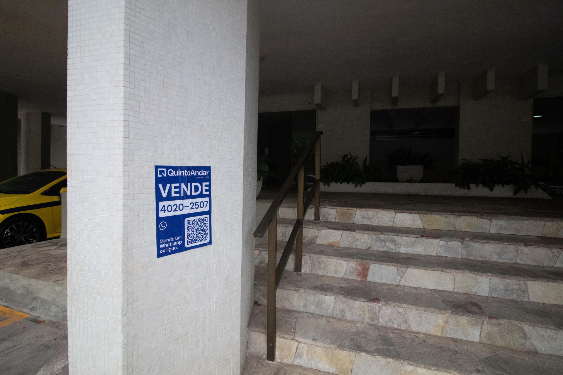 3-bedroom apartment with a water view in Rio de Janeiro — photo 35