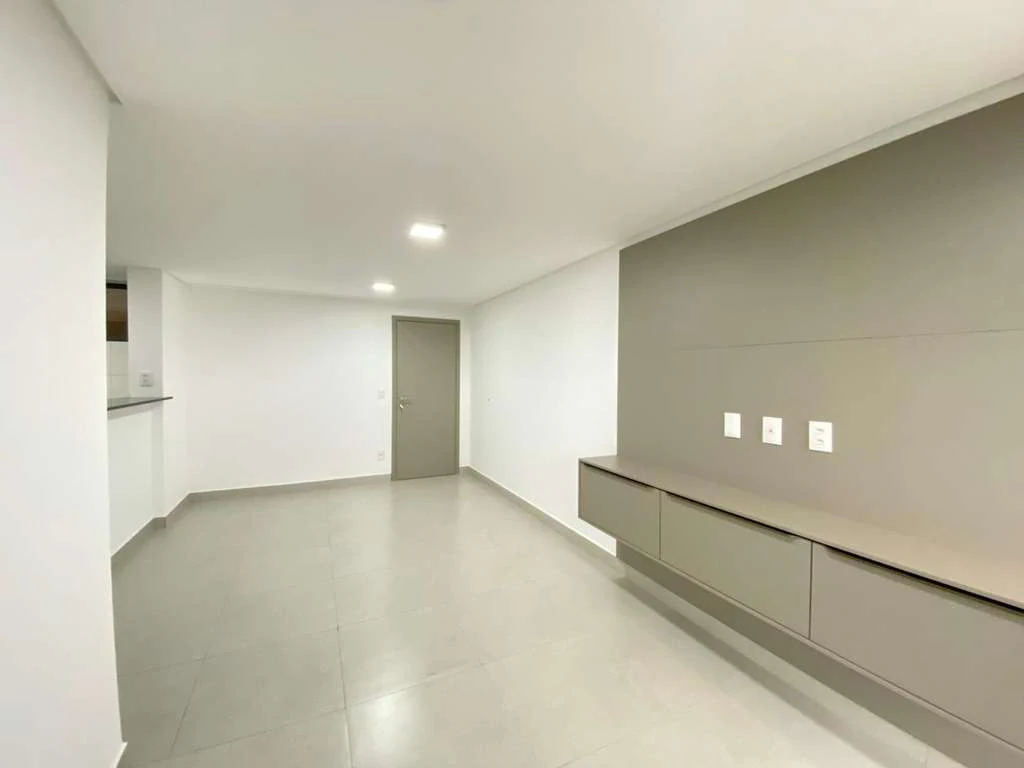 91 m² apartment with an open-plan kitchen and 3 bedrooms — photo 5