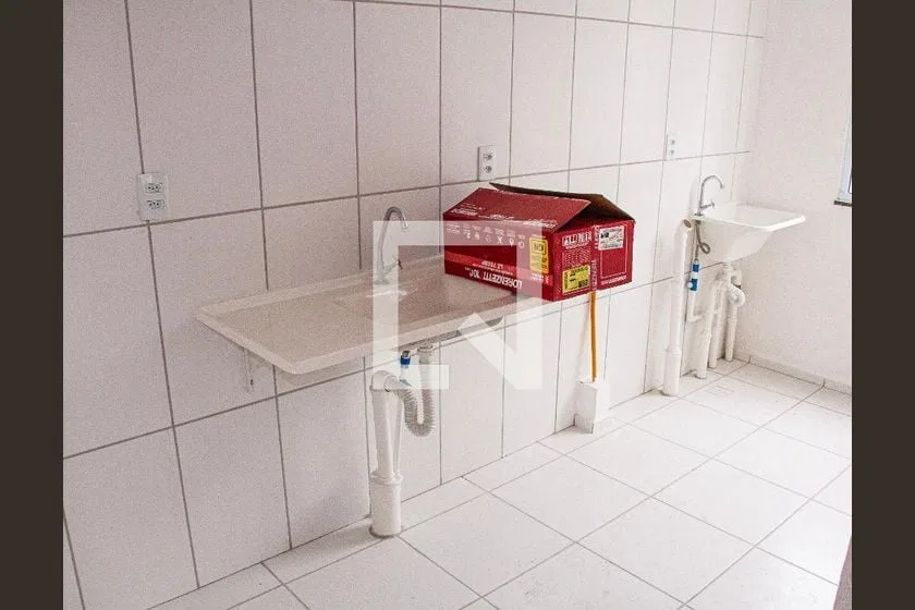 Apartamento sem mobília com 2 quartos e 45 m² — photo 4