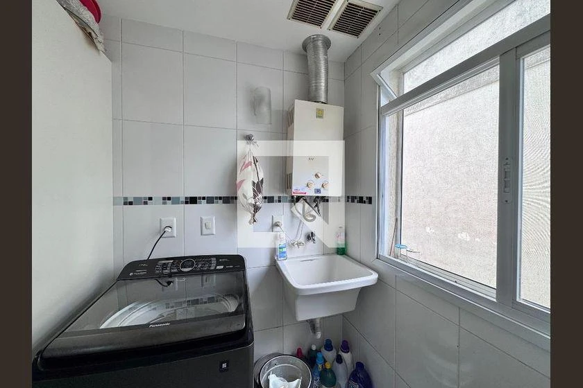 Furnished 360 m² apartment with 3 en-suite bedrooms — photo 48