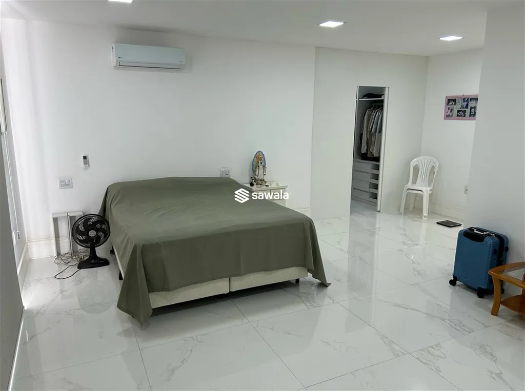 Triplex house with 5 suites and 297 m² of space — photo 13