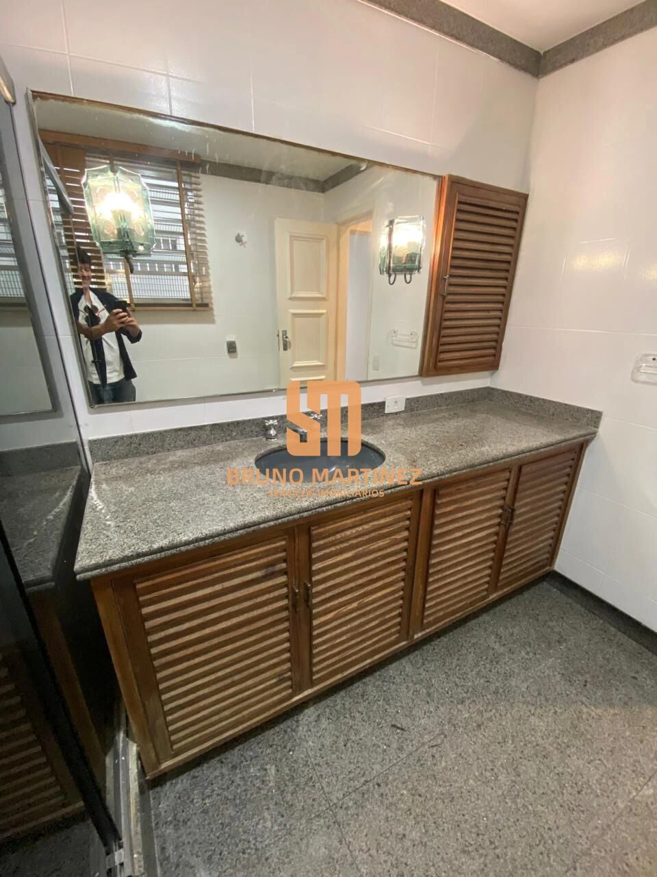 Apartamento sem mobília de 219 m² com 4 quartos e 5 banheiros — photo 13