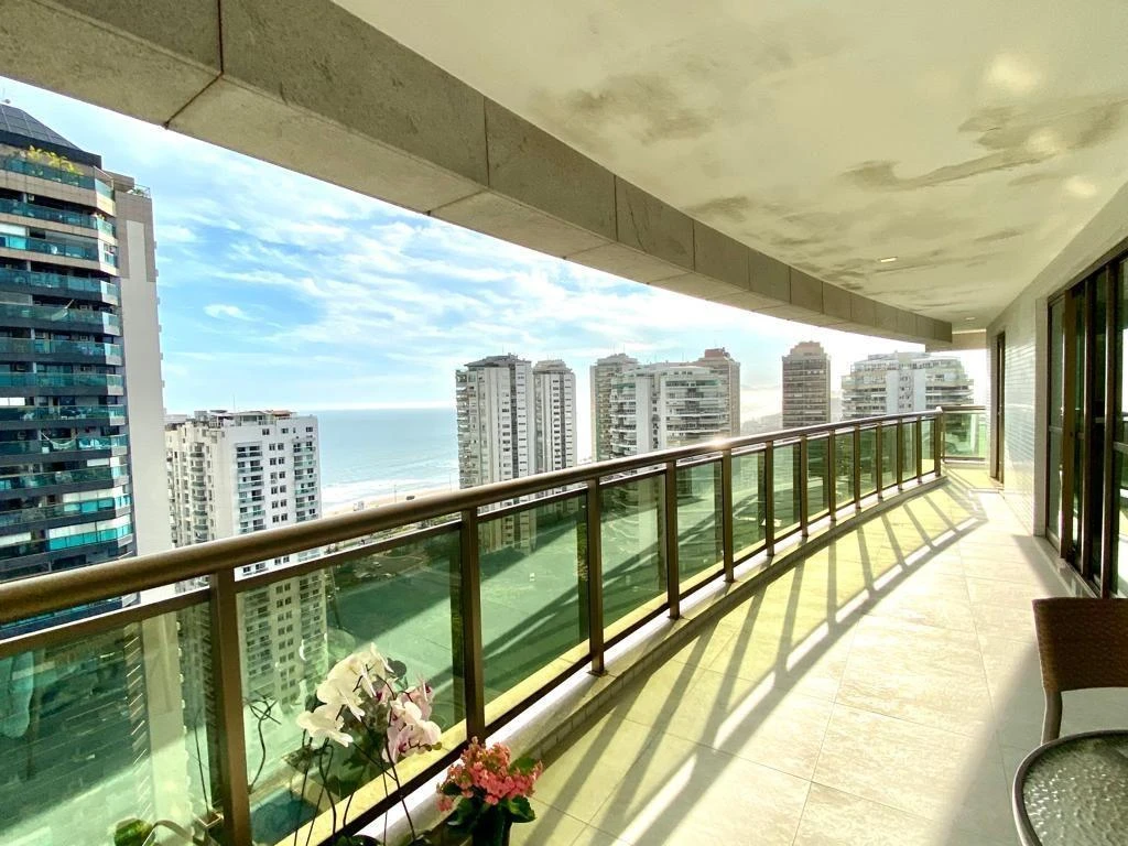 Furnished penthouse with balcony and open-plan kitchen — photo 19