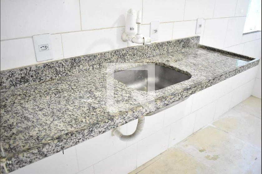 Apartment with parking and a glass-enclosed shower — photo 33