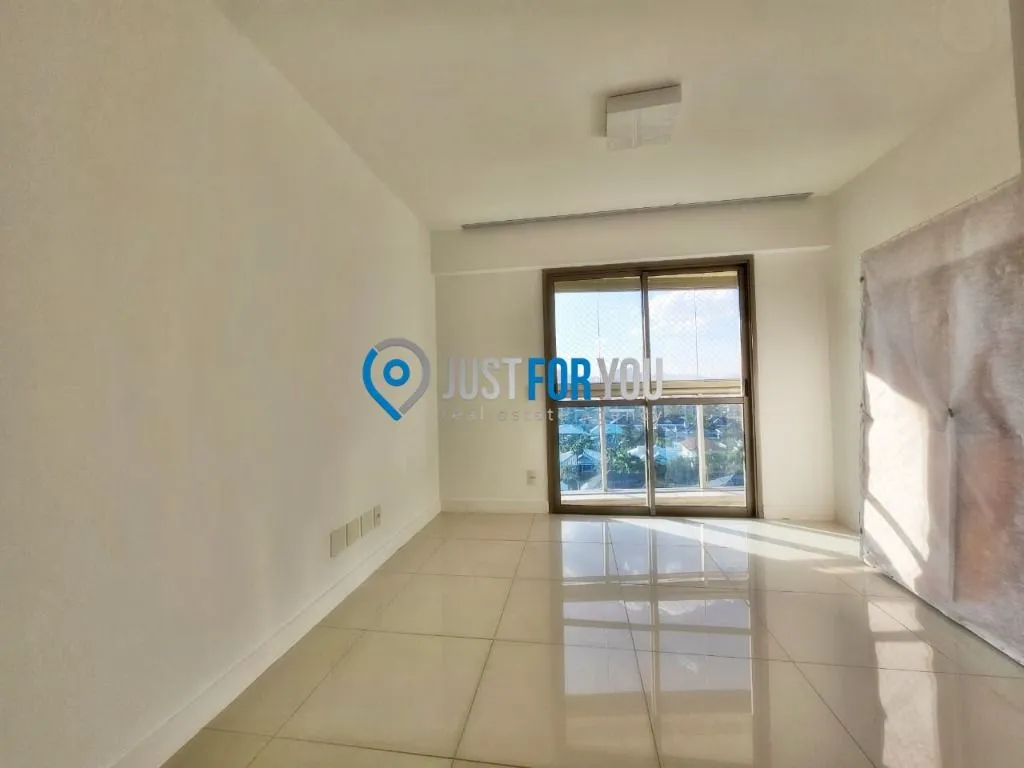4-bedroom apartment with 233 m² and 5 bathrooms — photo 42