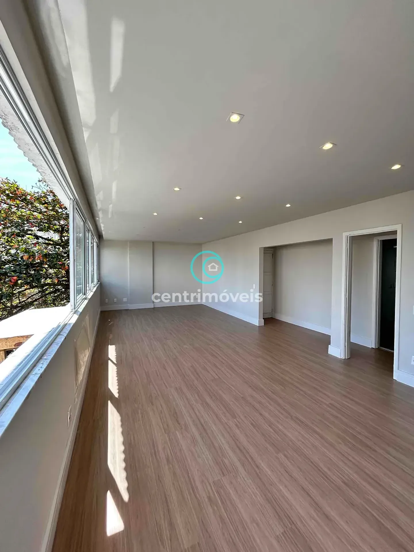 Apartment with 4 bedrooms and 138 m², 2 parking spots — photo 4