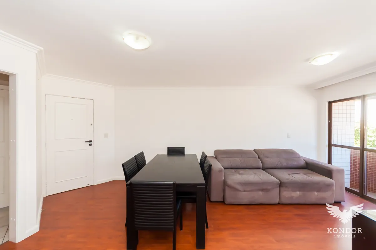 3-bedroom apartment with a balcony and 136 m² — photo 7