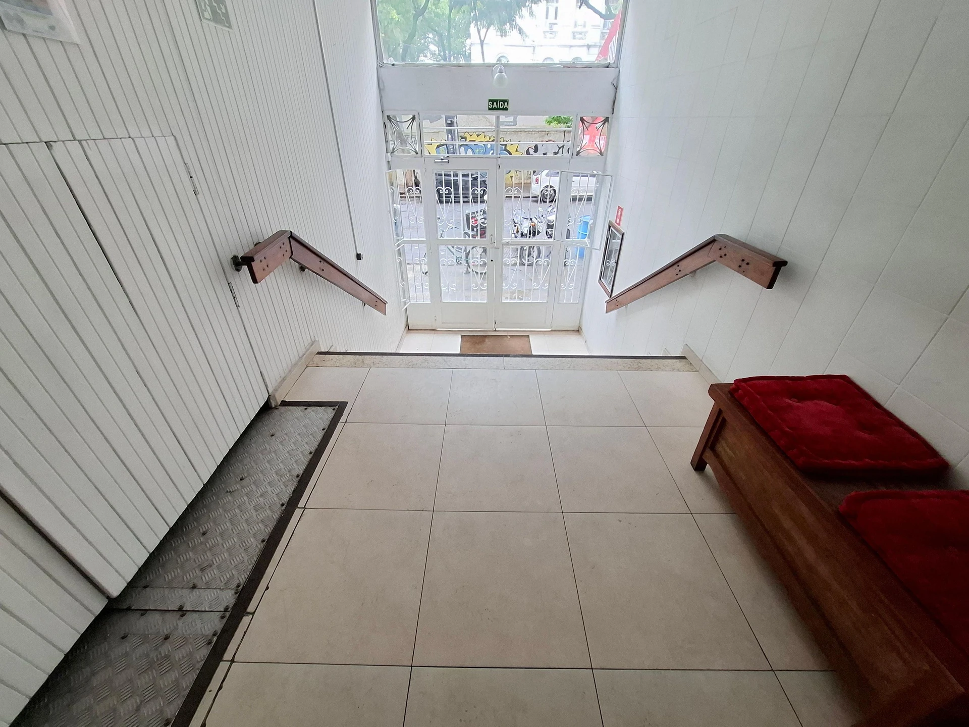 1 quarto e janelas do piso ao teto: apartamento de 44 m² — photo 23