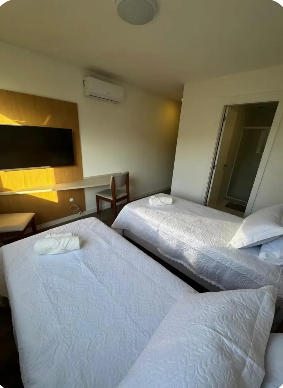 Furnished apartment with 2 bedrooms and 2 bathrooms — photo 11