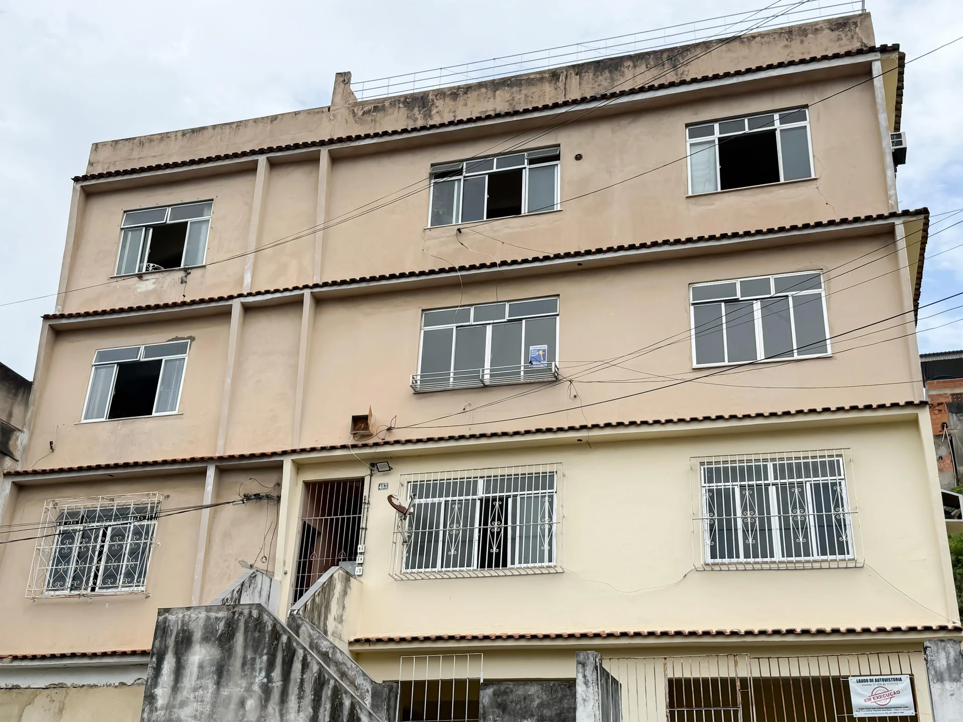 3-bedroom apartment, 1 with its own bathroom, 120 m² — photo 50