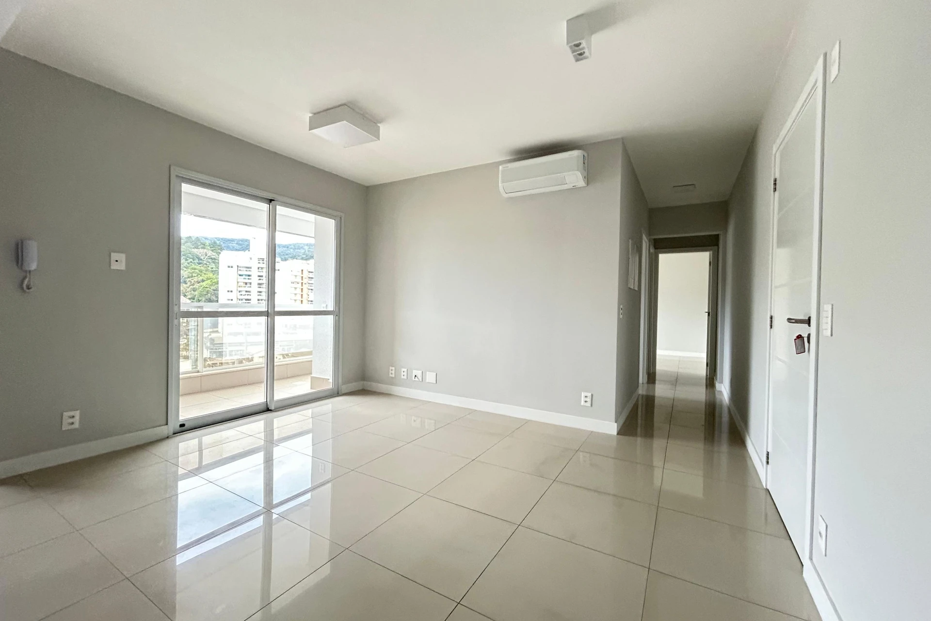 Furnished 2-bedroom apartment with 2 bathrooms