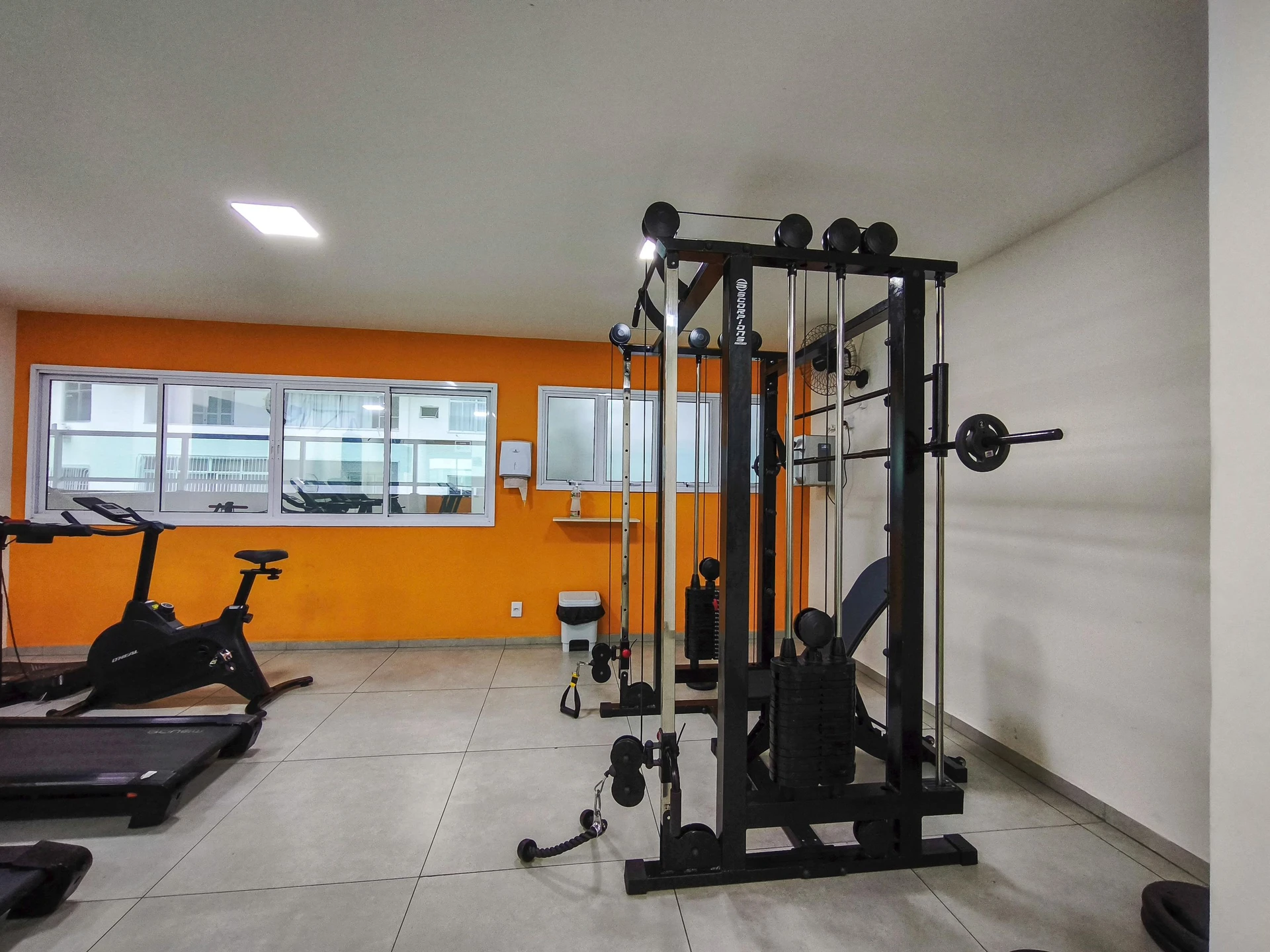 Furnished 2-bedroom apartment with private garden — photo 29