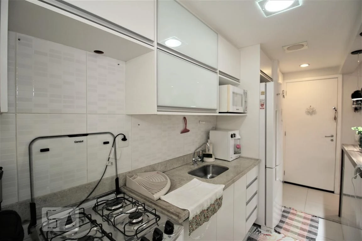 Apartamento amueblado de 2 dormitorios y 2 baños — photo 11