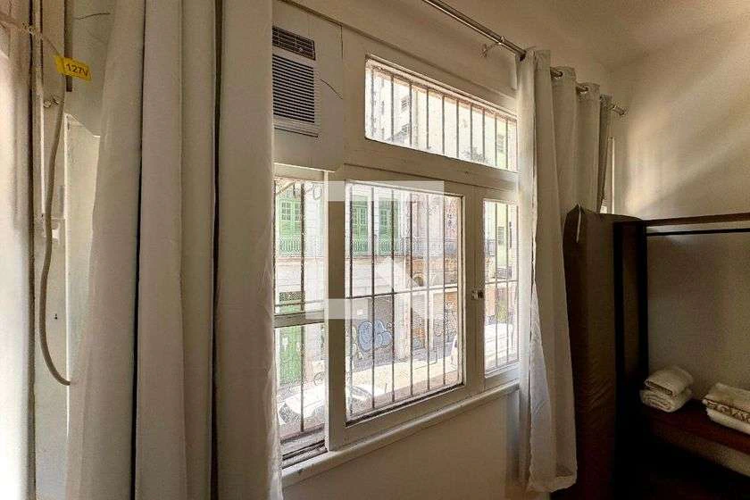 Furnished 24 m² studio with 1 bedroom and 1 bathroom — photo 16
