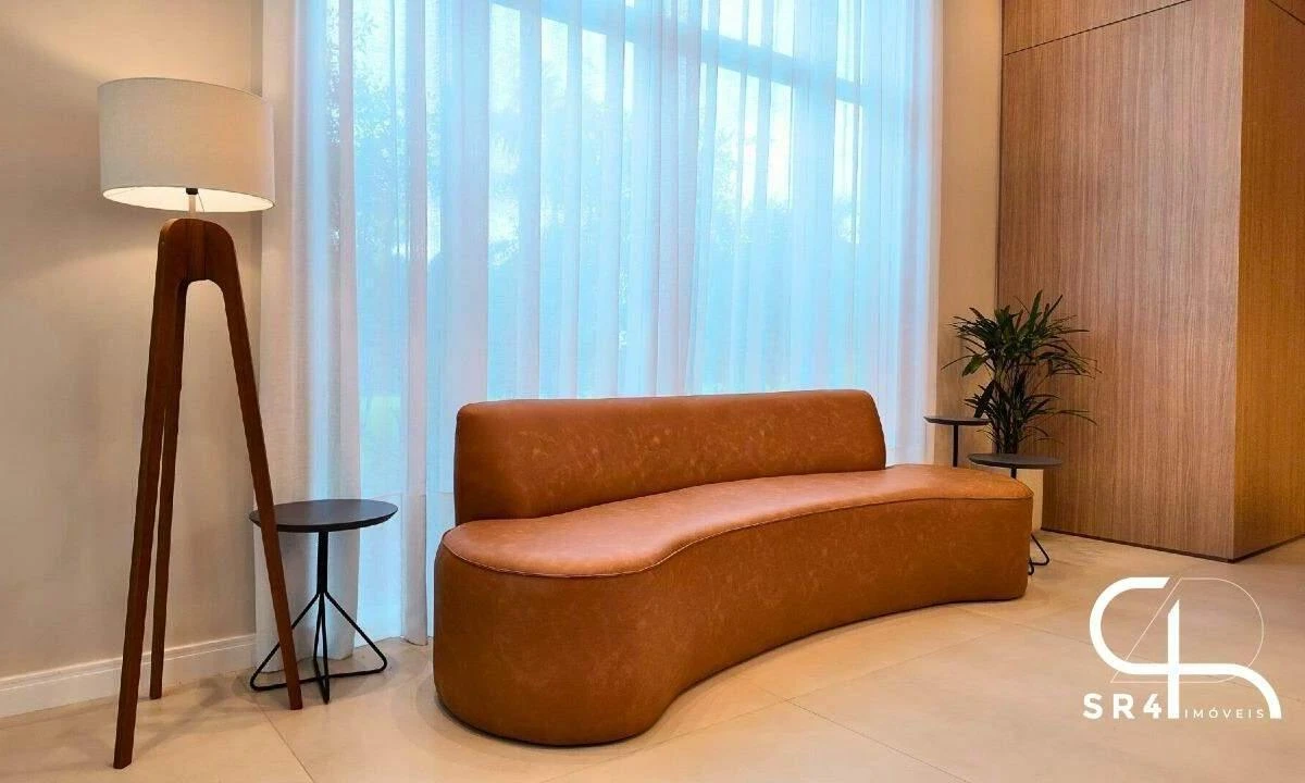 Furnished 186 m² apartment with 4 bedrooms and 2 en-suites — photo 10