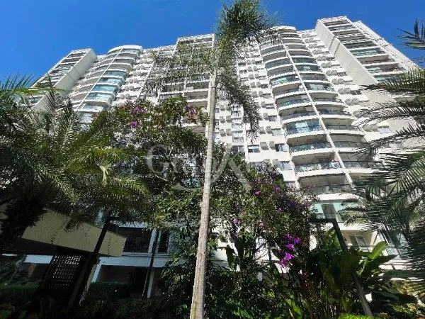 Apartment with 2 bedrooms, 1 bath, and a balcony — photo 35