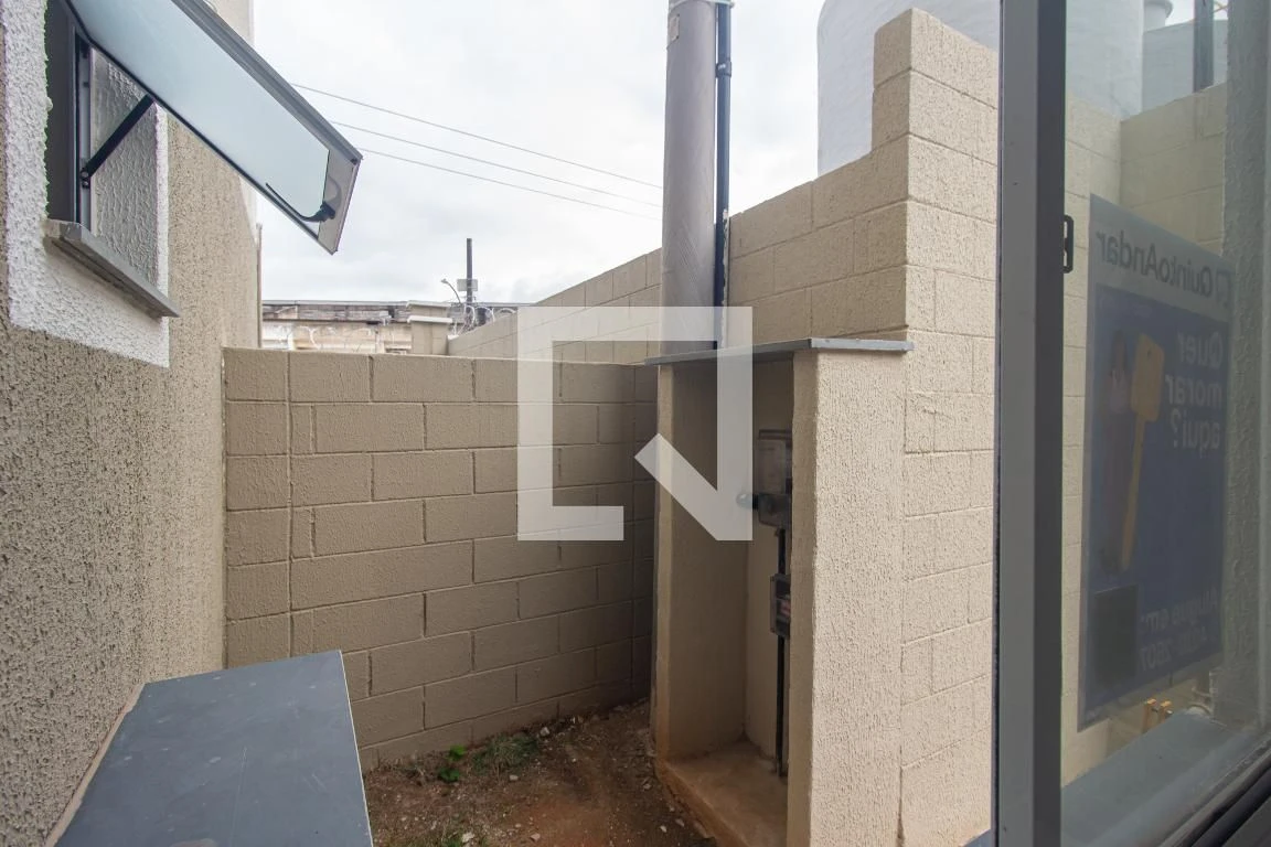 Unfurnished 2-bedroom apartment with private garden — photo 57