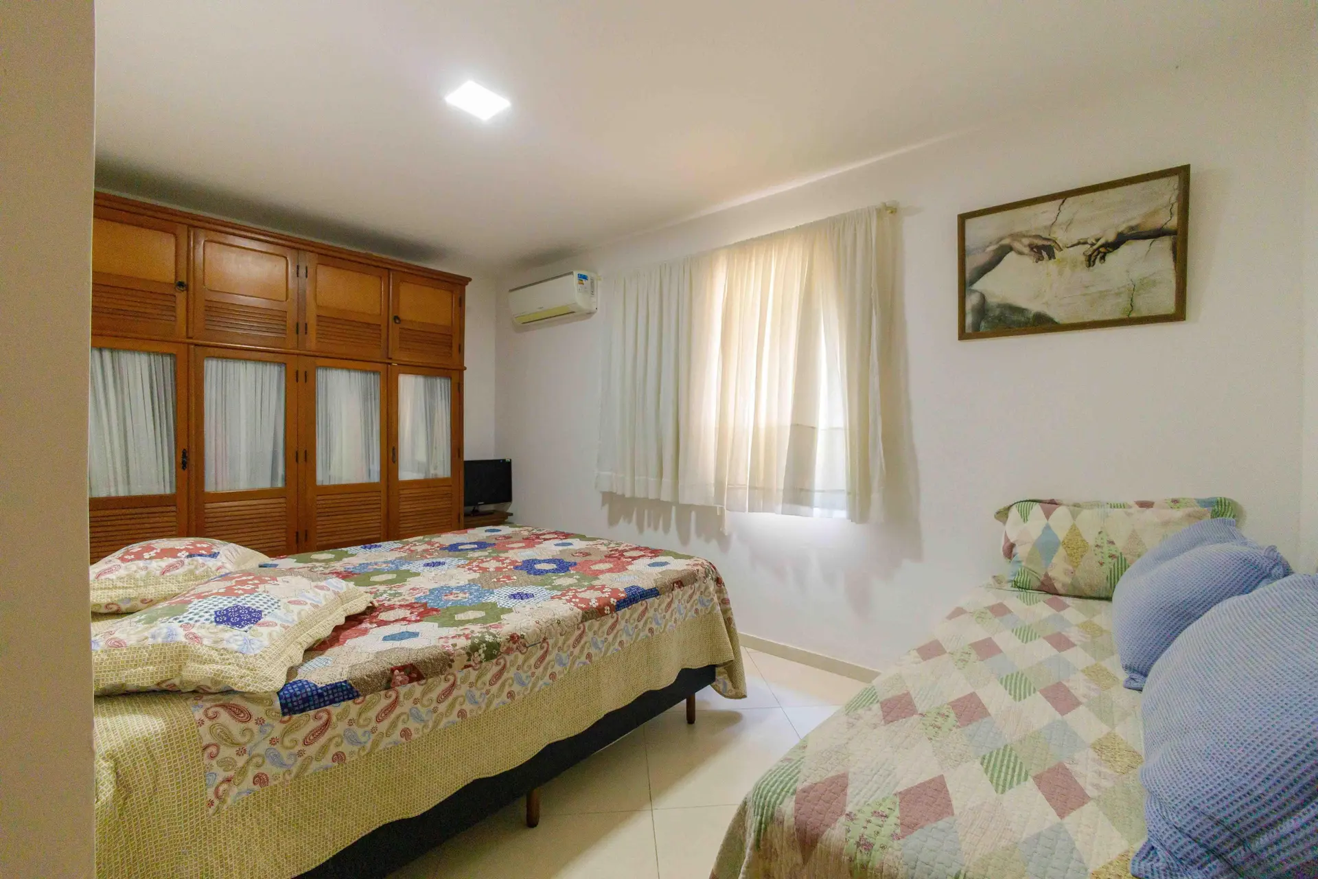 Furnished house with 5 bedrooms and a private BBQ — photo 15
