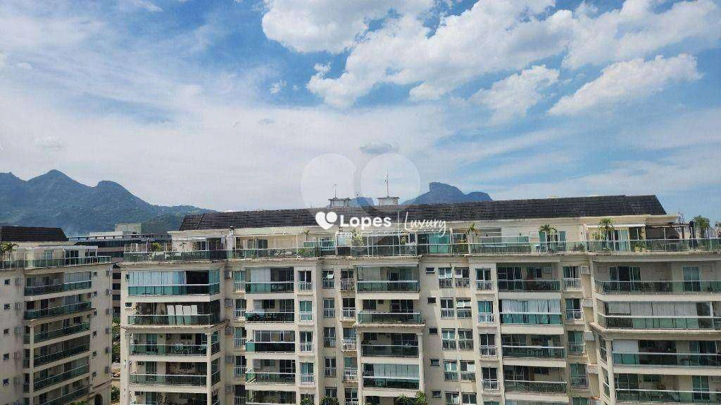 Furnished duplex penthouse with 3 parking spots and 203 m² — photo 18