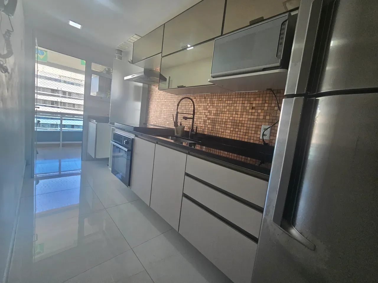 Apartamento com 5 quartos e 5 banheiros em 215 m² — photo 39