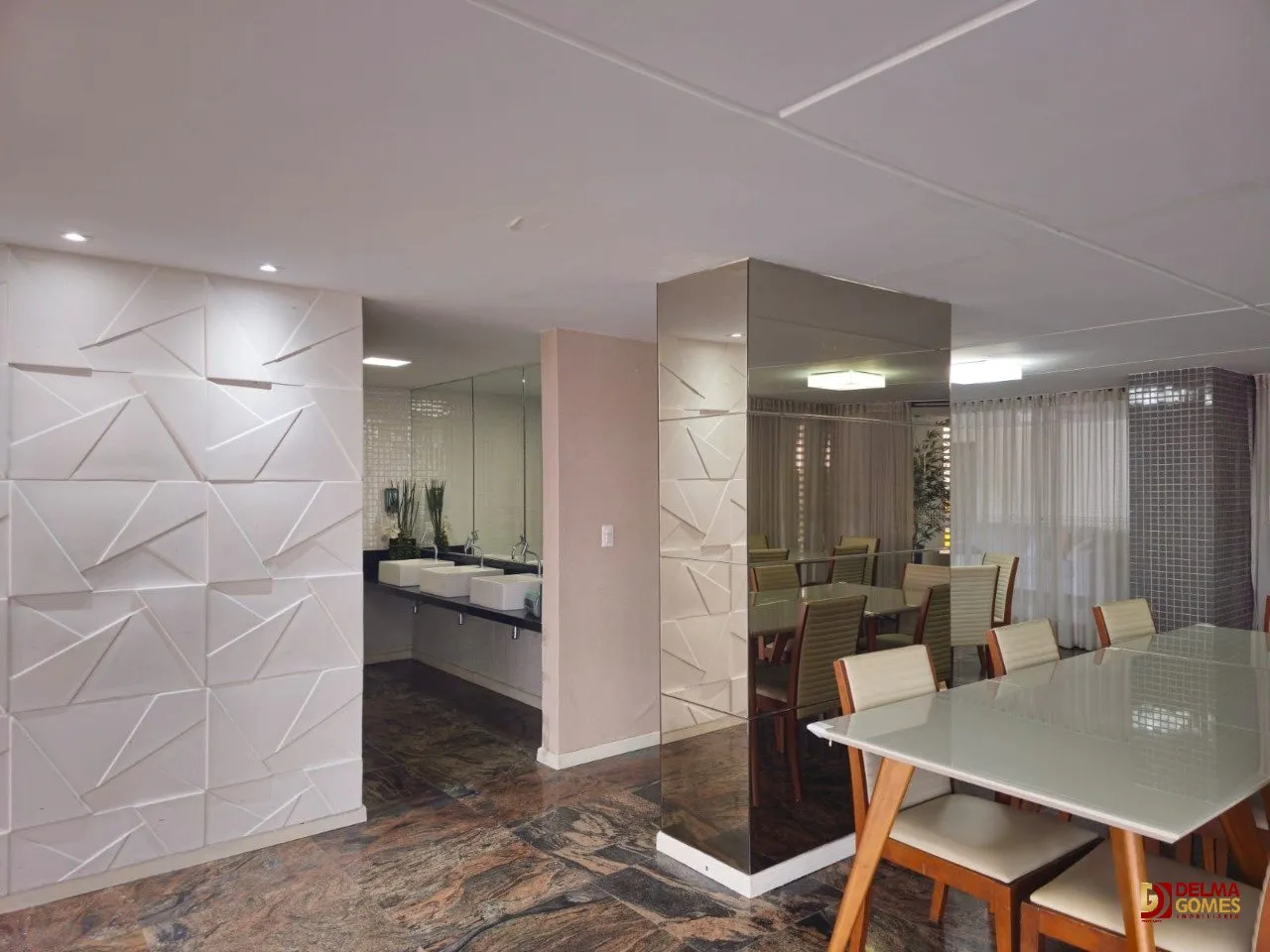 3-bedroom apartment, 1 with its own bathroom, 128 m² — photo 8