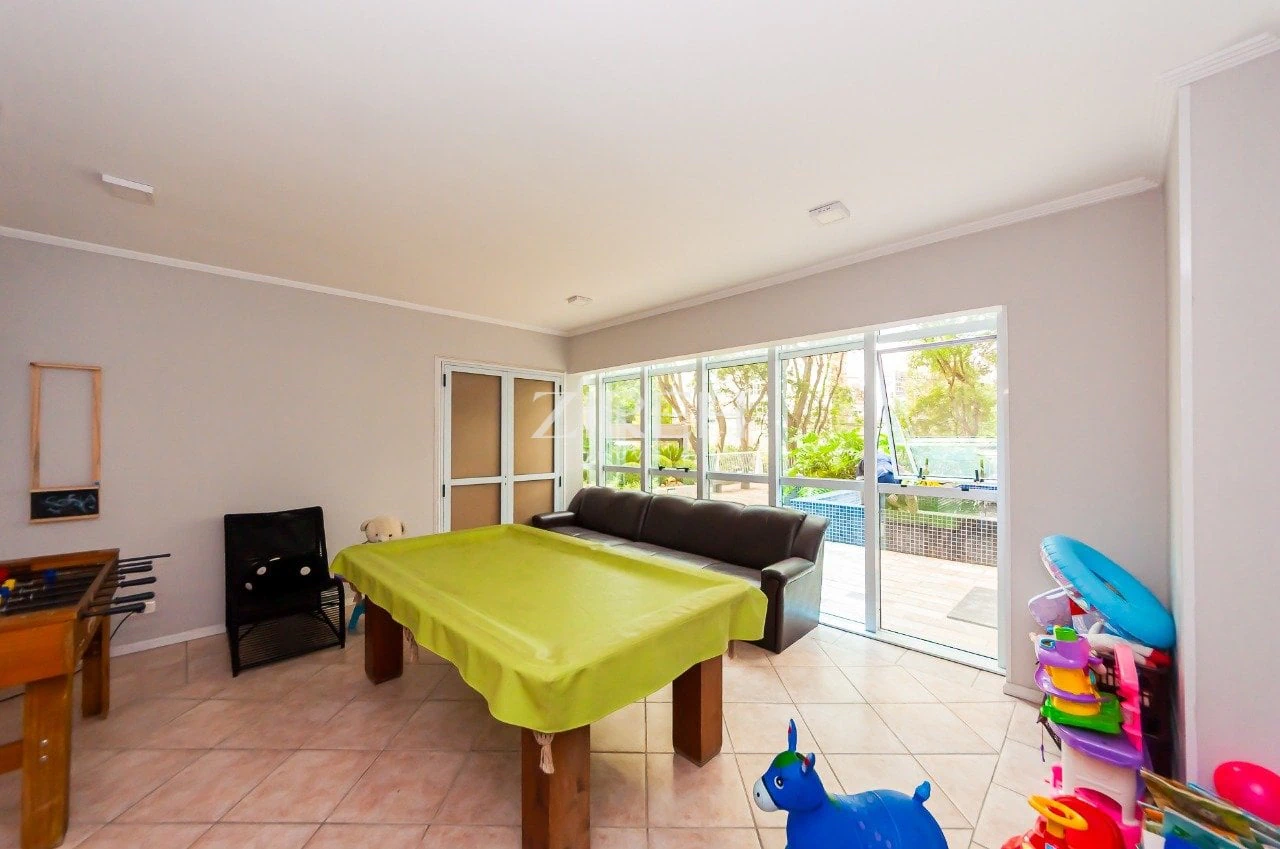 3-bedroom apartment with a private BBQ area — photo 28