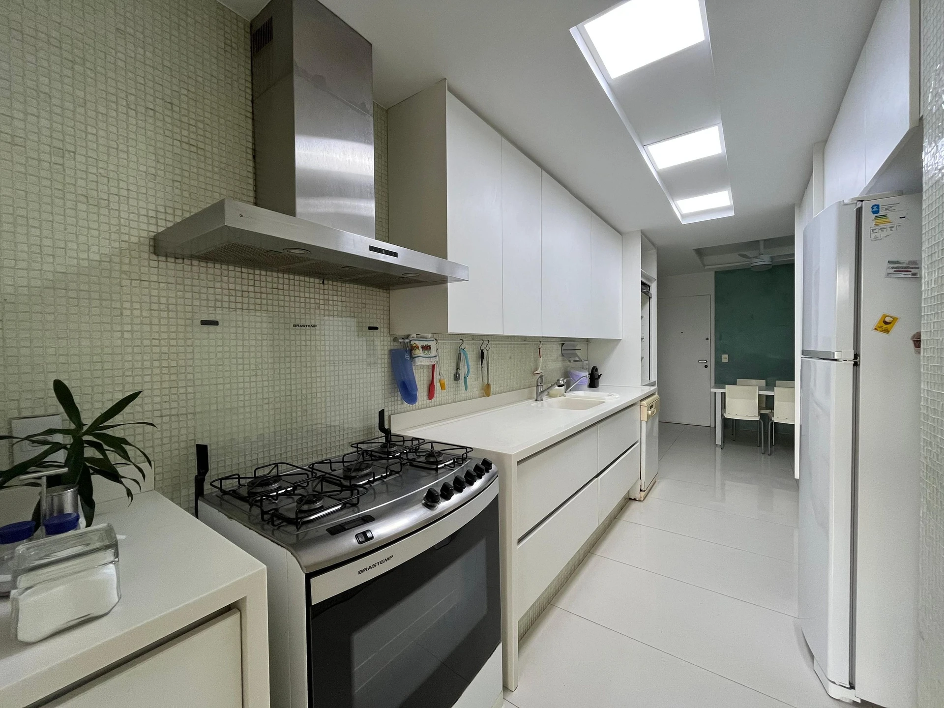 4-bedroom apartment with a water view — photo 35