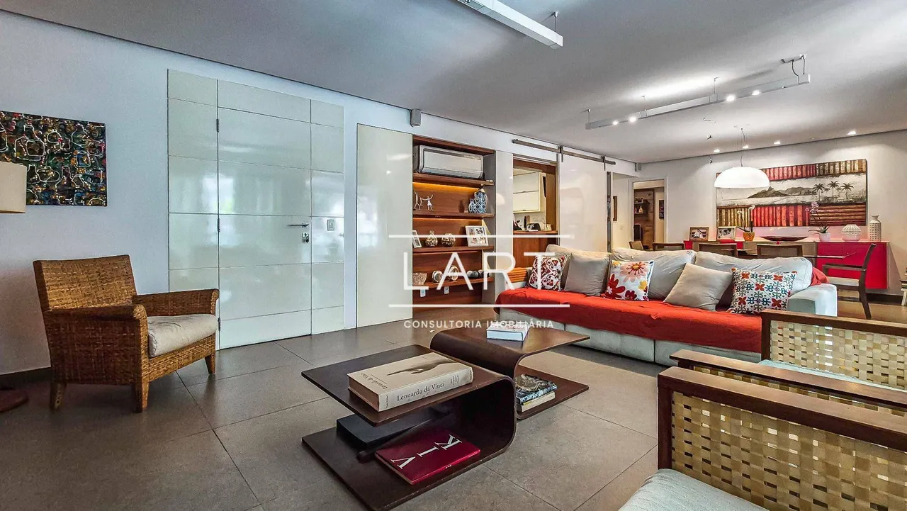 3-bedroom apartment with 240 m² and 3 parking spaces — photo 6