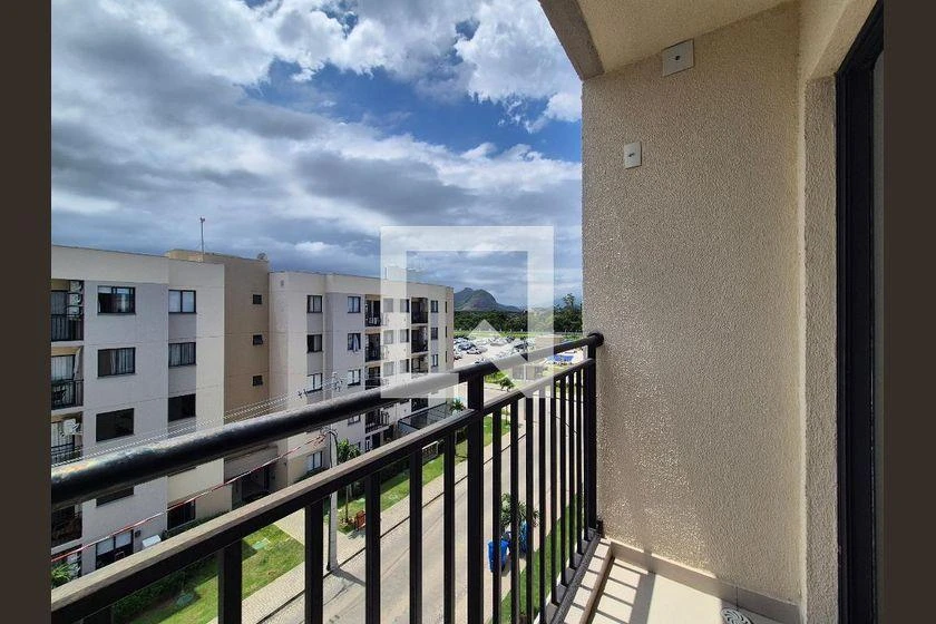 Glass-enclosed balcony in a 2-bedroom apartment, 55 m² — photo 12