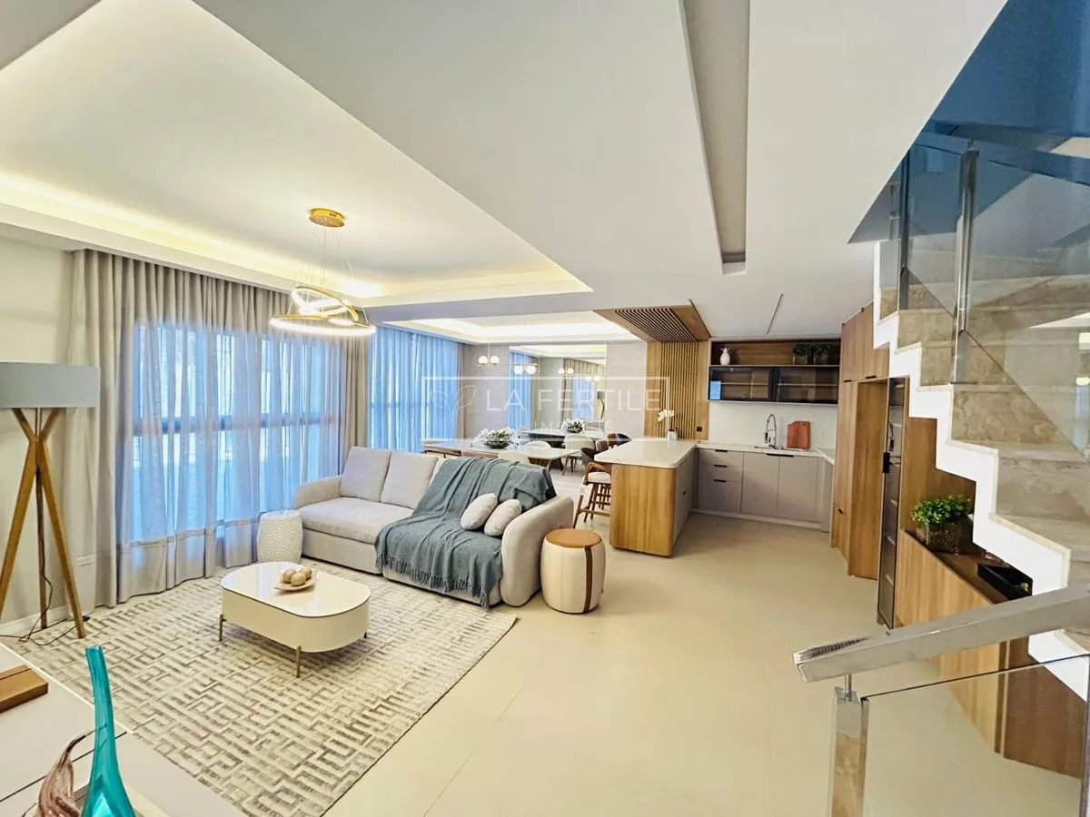 Casa mobiliada com 3 quartos, 2 suítes e 192 m² — photo 3