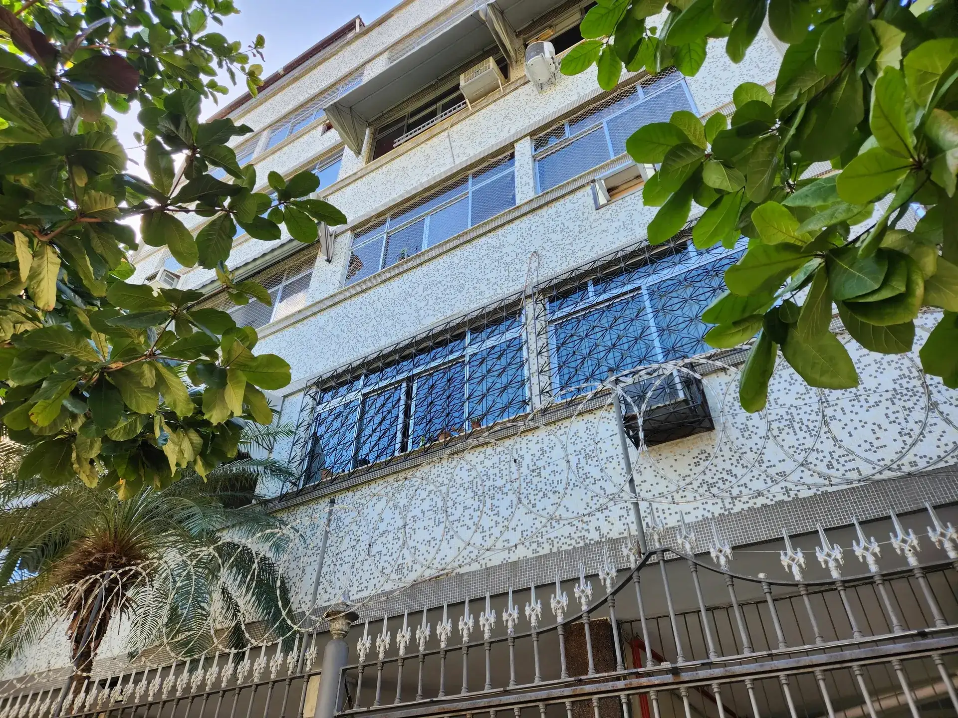 Furnished 55 m² apartment with a private garden — photo 21