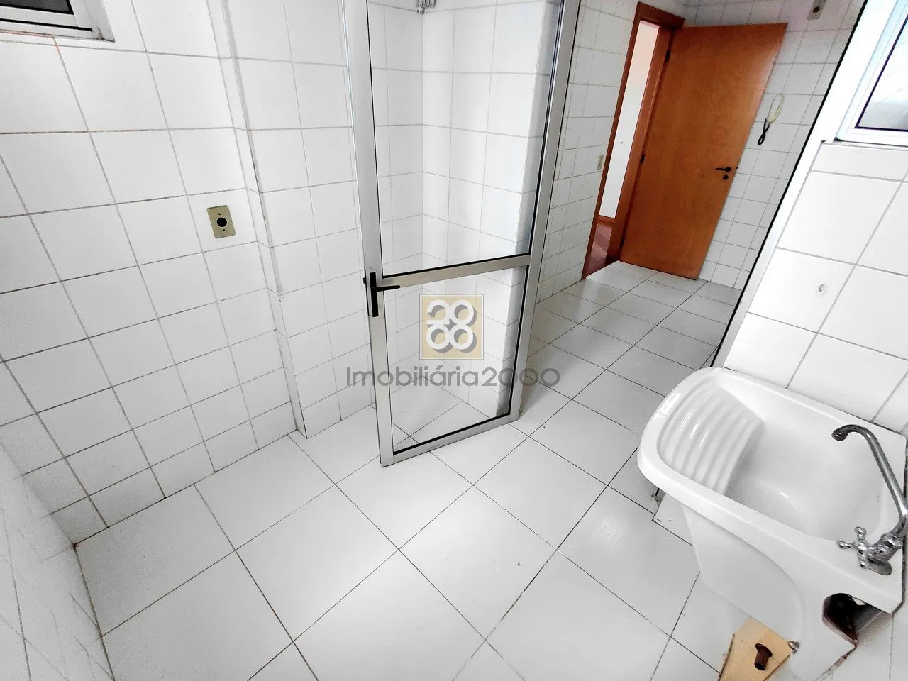 3-bedroom apartment with 111 m² and 1 en-suite bath — photo 13