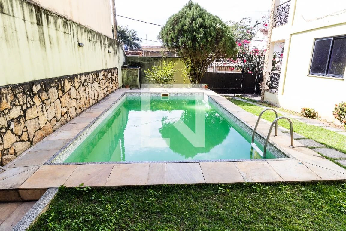 Casa de 2 andares com 238 m², 3 quartos e jardim — photo 72