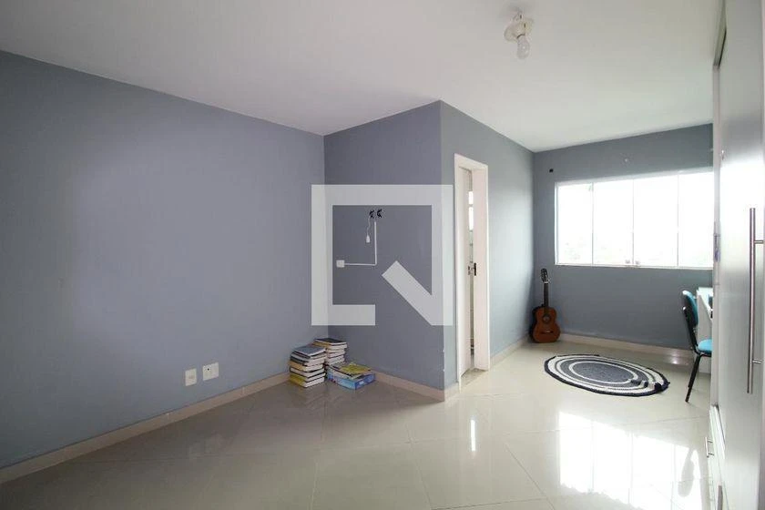 200 m² apartment with 3 en-suite bedrooms and balcony — photo 4