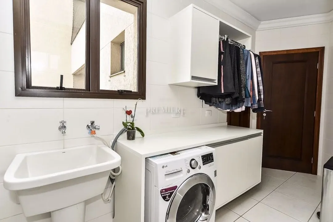 Apartamento com 3 dormitórios e 4 banheiros — photo 30