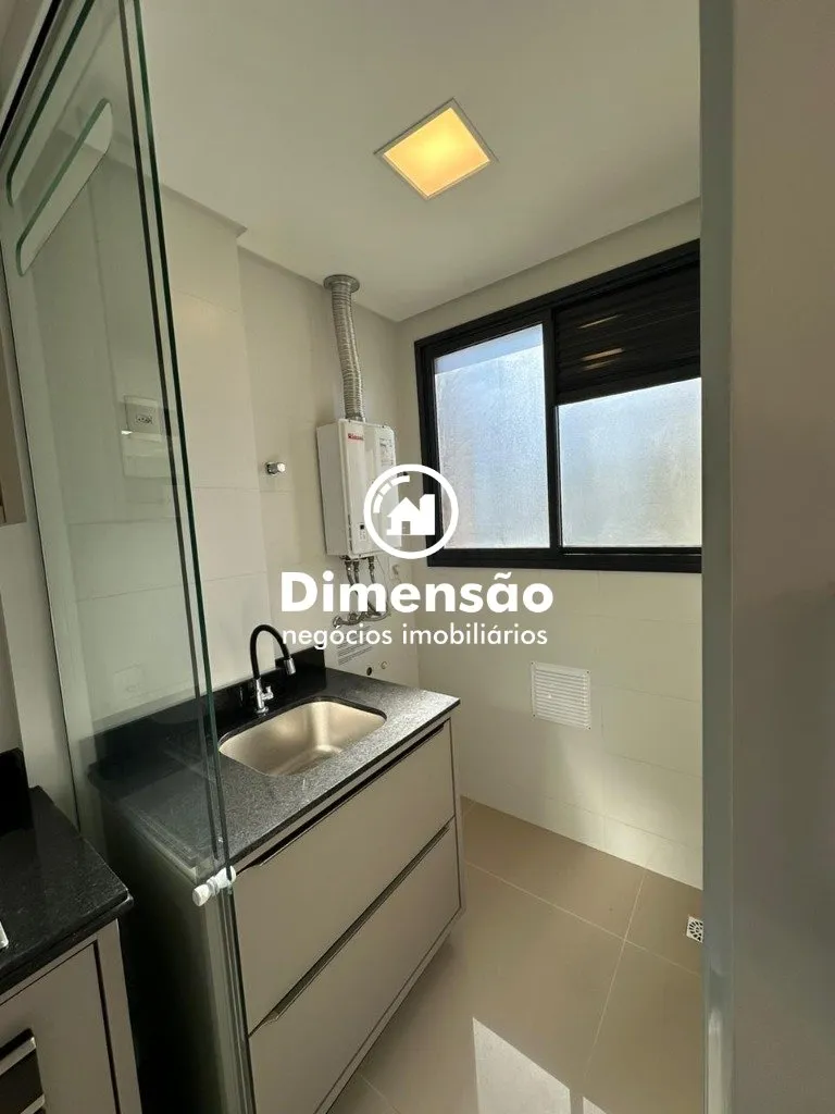 Furnished apartment with 2 en-suite rooms and 3 parking spots — photo 6