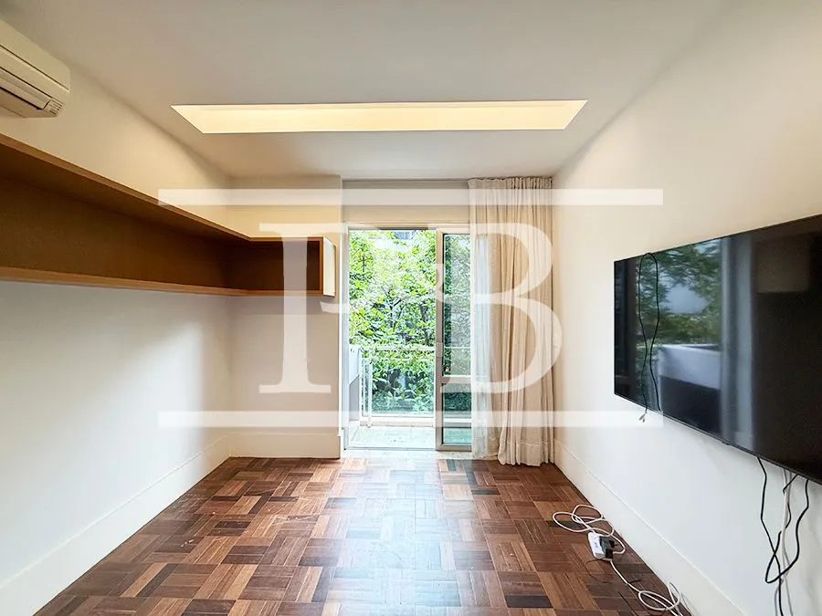 Apartamento com 4 quartos e escritório — photo 29
