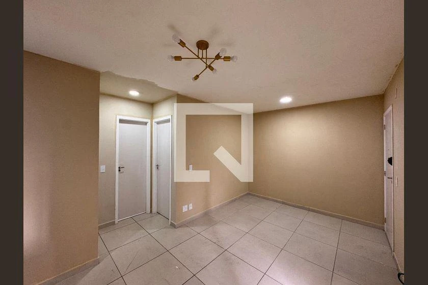 Apartamento mobiliado de 2 quartos em condomínio com piscina — photo 5