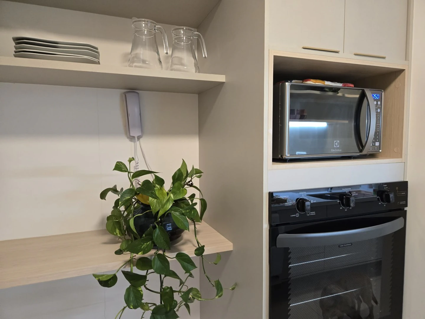 3-bedroom apartment with 3 en-suite baths and 4 total — photo 12