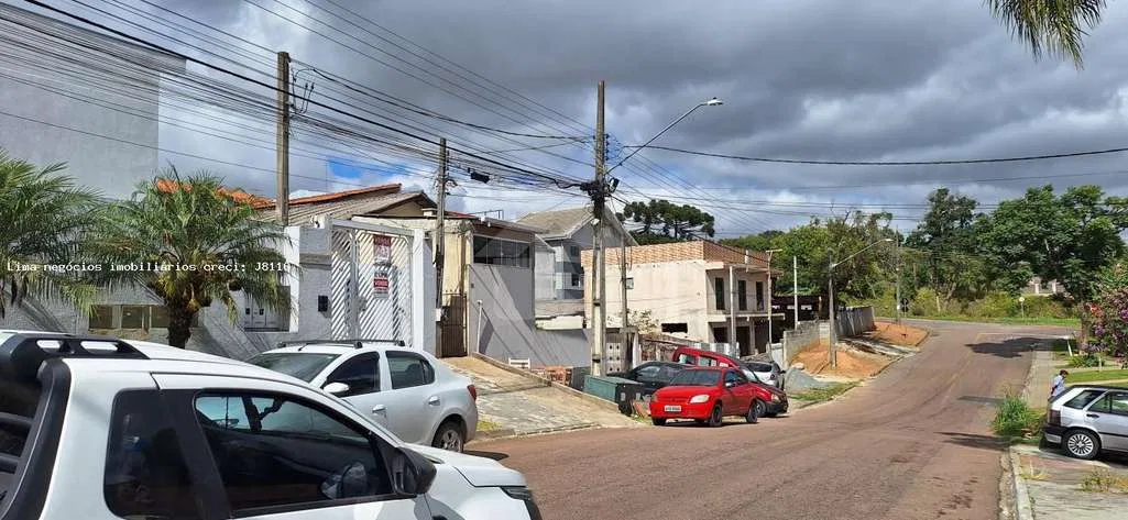 Two-story house with 3 bedrooms, 1 en-suite and parking — photo 13