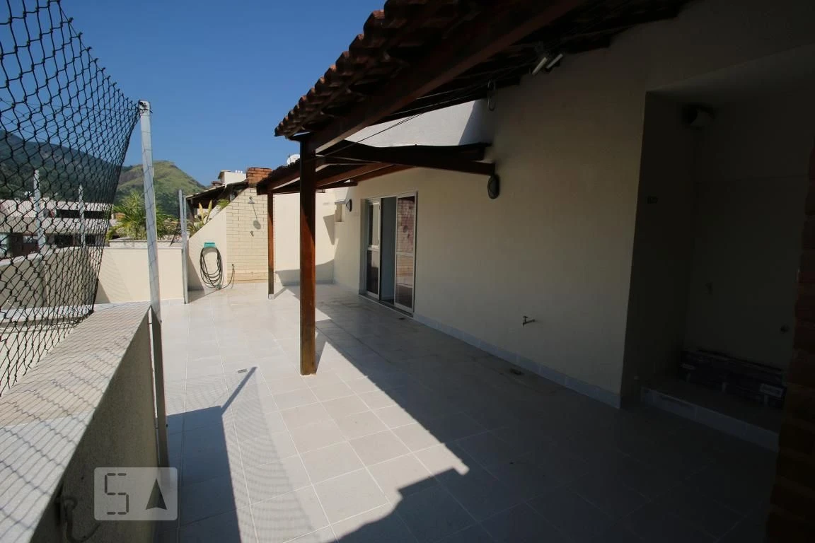 Apartamento sin muebles con 3 dormitorios y 2 baños — photo 4