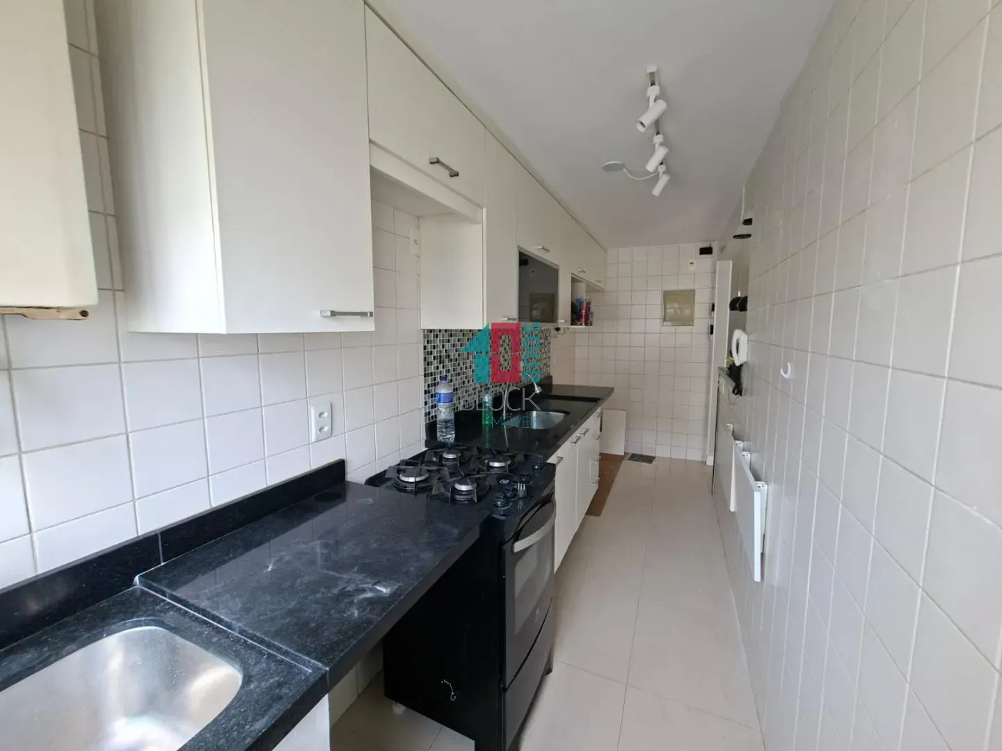 2-bedroom apartment in a building with a sauna — photo 19